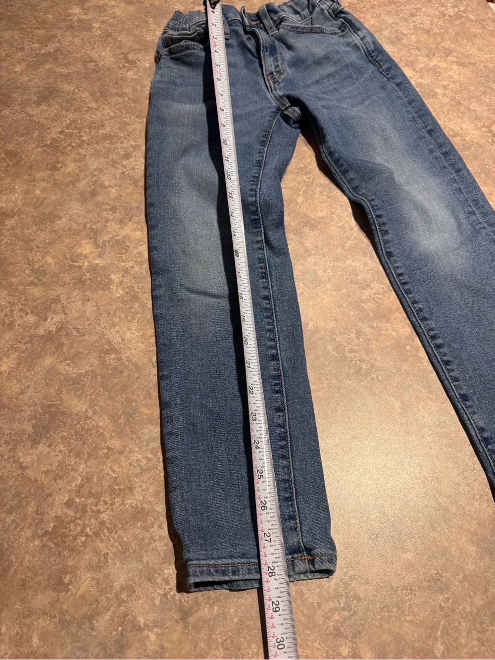 Classic Men's Blue Denim Jeans - Picture 4 of 11